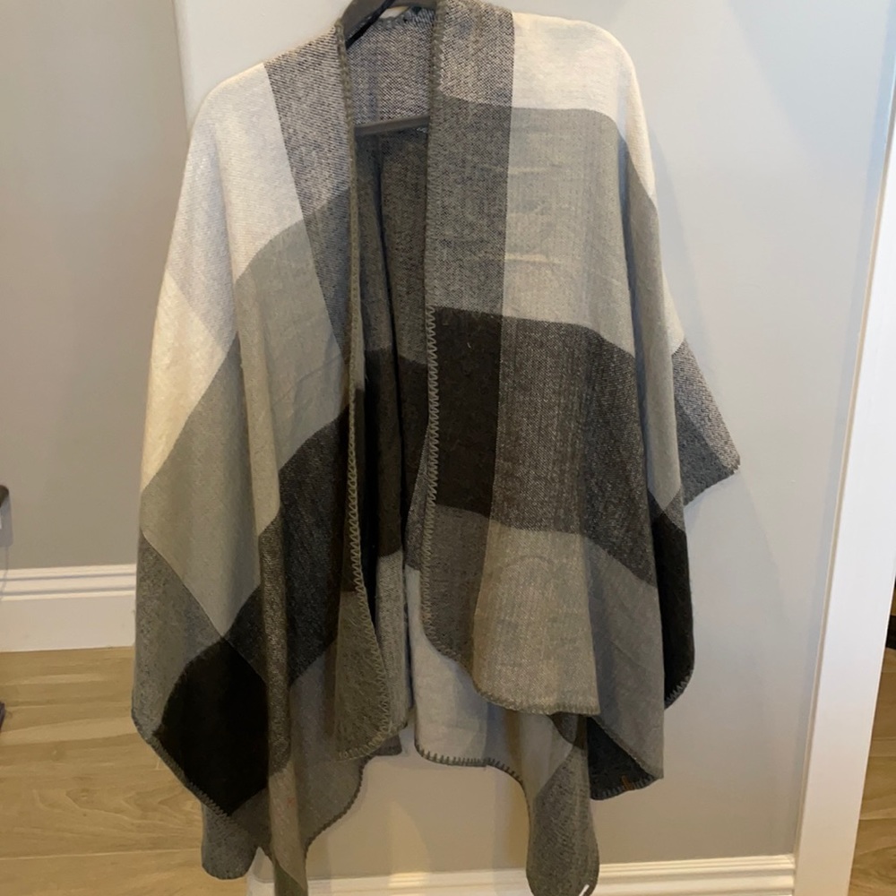 Fleece Poncho - SO SOFT!